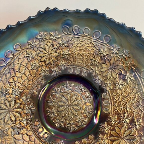 Vintage Fenton Cobalt Blue Leaf Chain Carnival Glass Bowl w/ Bearded Berry Back - Picture 2 of 9